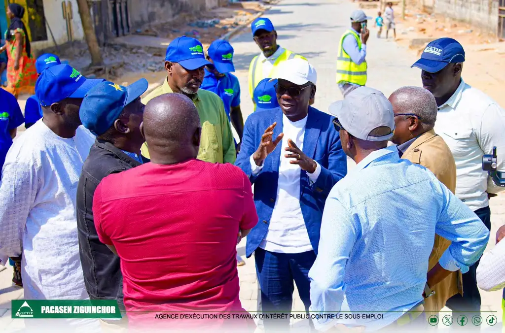 AGETIP-Visite des chantiers de la commune de Ziguinchor